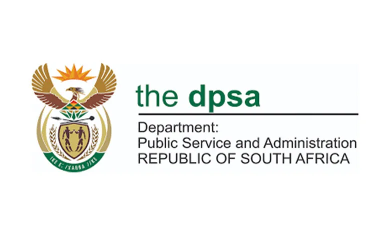 SOCIAL WORKER